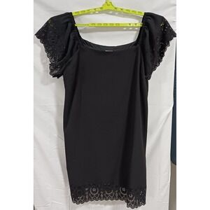 Avenue Dress, Black with Lace Sleeves and Hem,‎ Size 22/24, 40'' Long